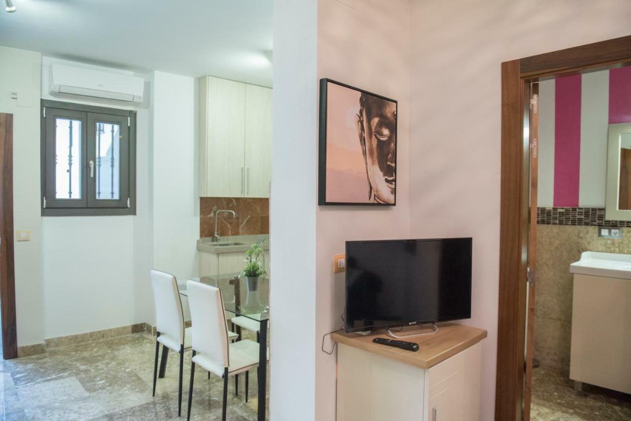 Apartamentos Luxury Puente De Triana Seville Ngoại thất bức ảnh