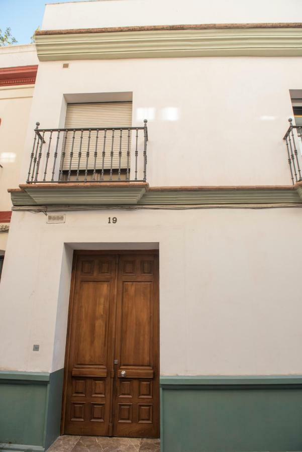 Apartamentos Luxury Puente De Triana Seville Ngoại thất bức ảnh